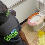 subway worker trashes store